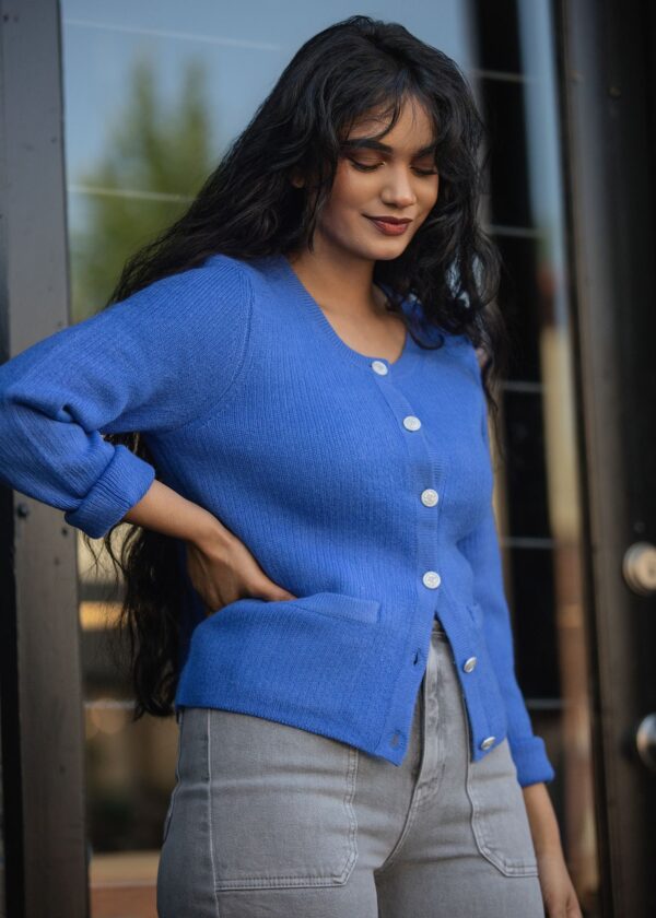 BLUE RIBBED KNIT CARDIGAN