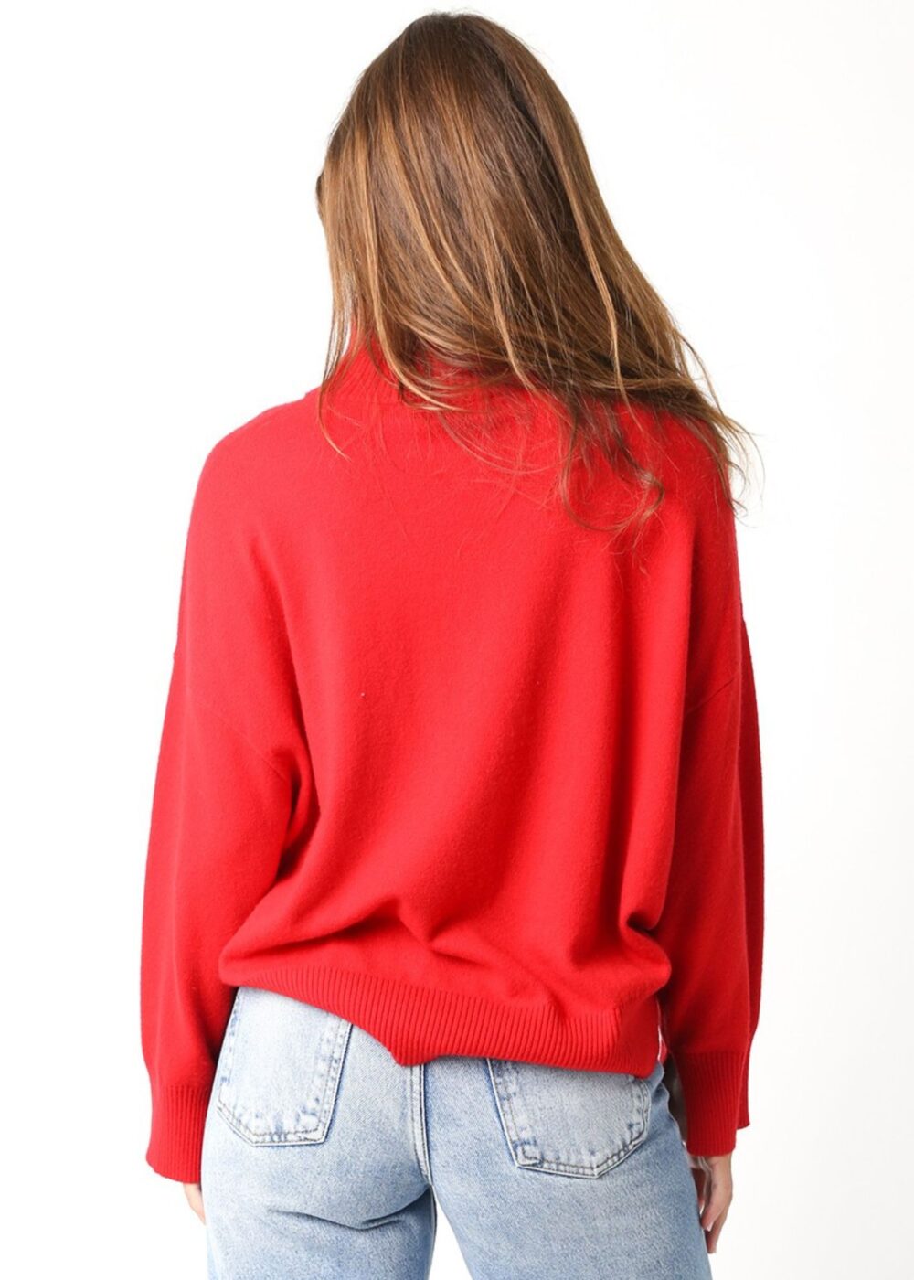 RED TURTLENECK SWEATER