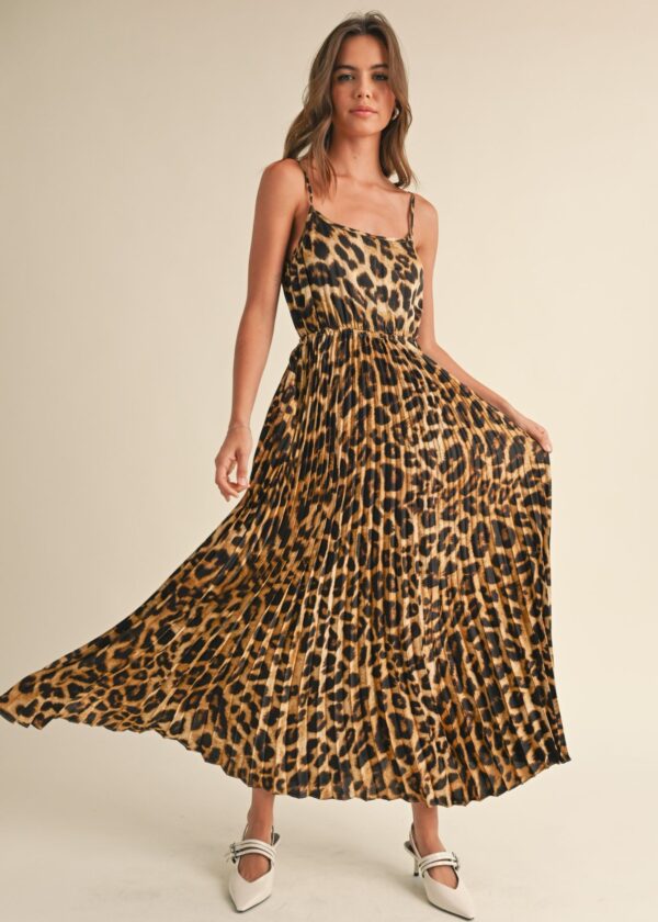 PLEATED LEOPARD PRINT MAXI DRESS