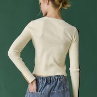 CREAM KNIT TOP WITH STRIPE SLEEVE