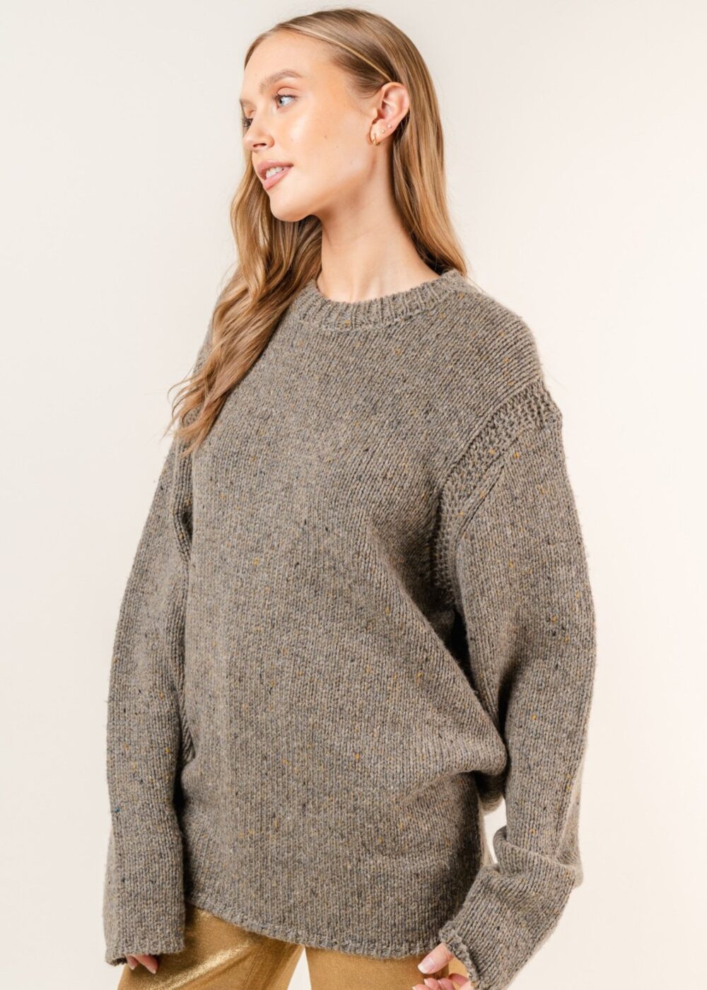 OLIVE OVERSIZED KNIT SWEATER