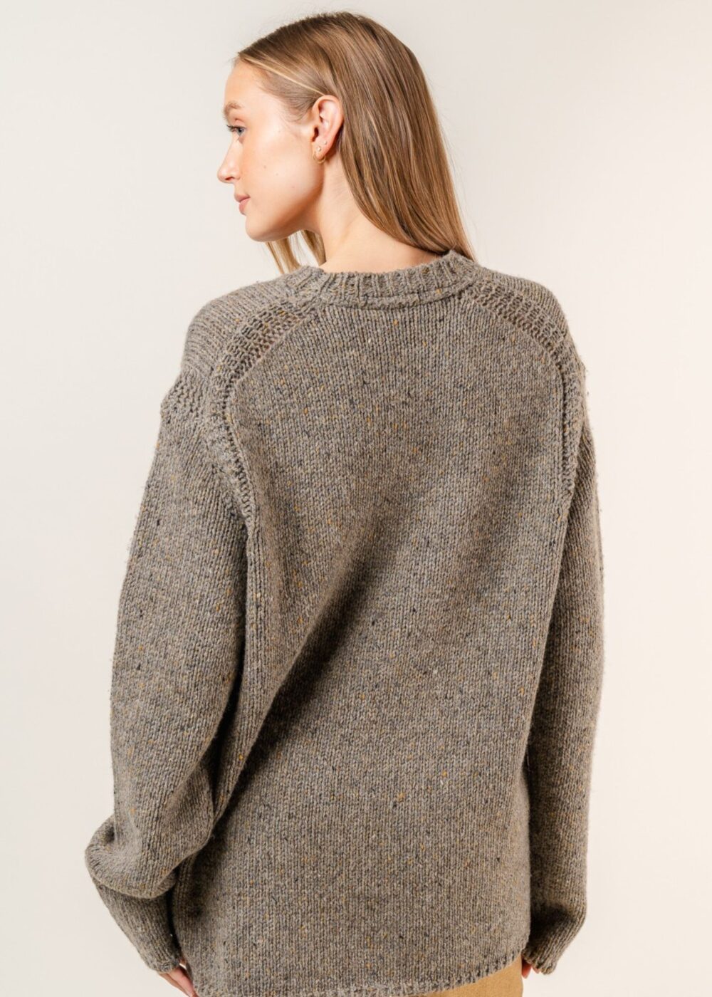 OLIVE OVERSIZED KNIT SWEATER