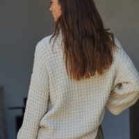 NATURAL OVERSIZED WAFFLE KNIT TURTLENECK SWEATER