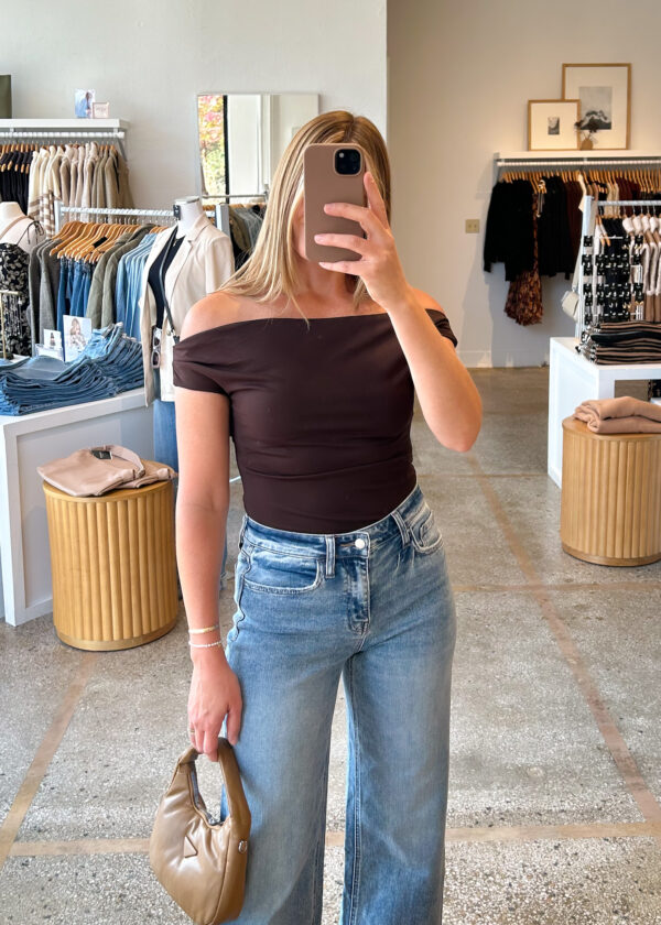 BROWN OFF THE SHOULDER TOP