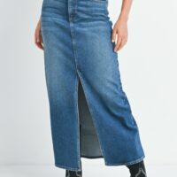 MEDIUM WASH DENIM MAXI SKIRT