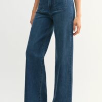 DARK WASH WIDE LEG JEANS WITH MINI PATCH POCKETS