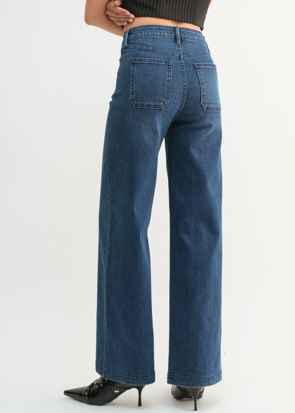 DARK WASH WIDE LEG JEANS WITH MINI PATCH POCKETS