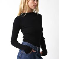 BLACK RIBBED KNIT SWEATER