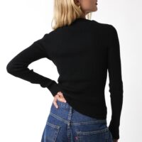 BLACK RIBBED KNIT SWEATER