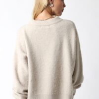 OATMEAL PULLOVER SWEATER