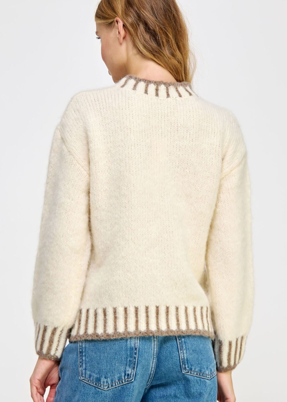 CREAM SWEATER WITH BROWN TRIM