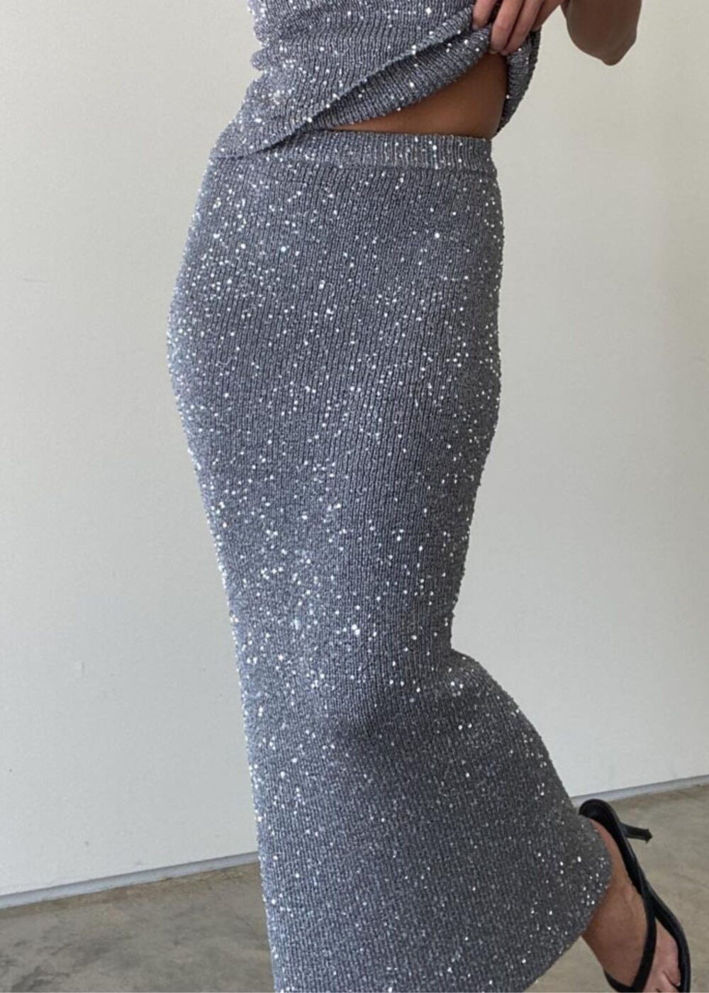 SILVER KNIT MAXI SKIRT WITH SEQUIN ACCENTS