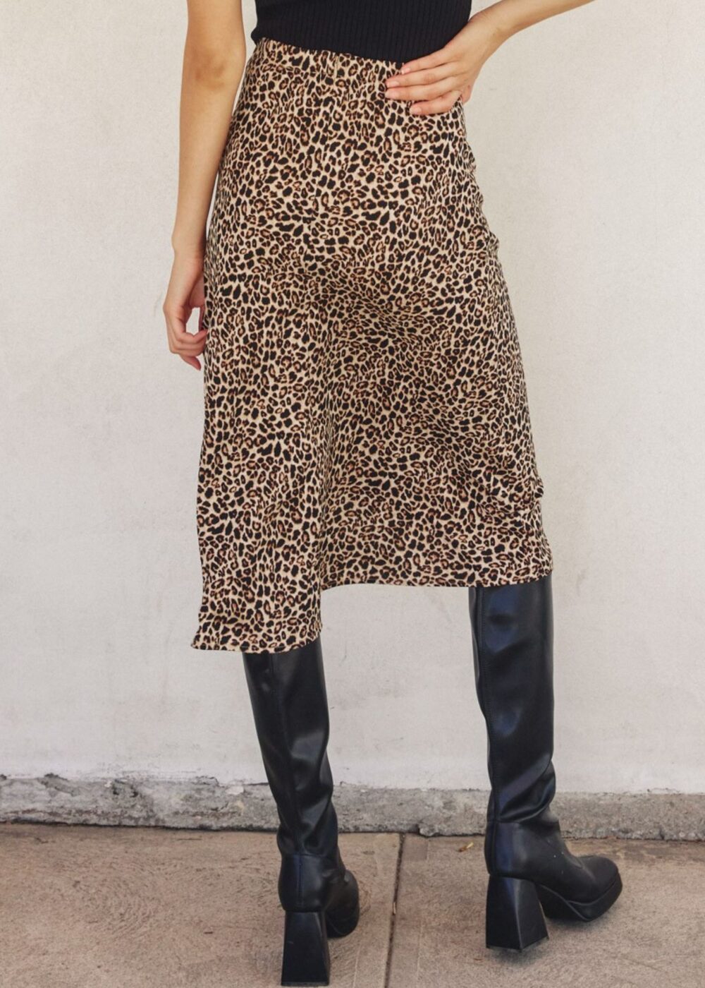 LEOPARD PRINT MIDI SKIRT