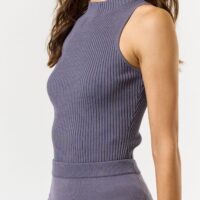 GREY SLEEVELESS RIBBED KNIT TOP