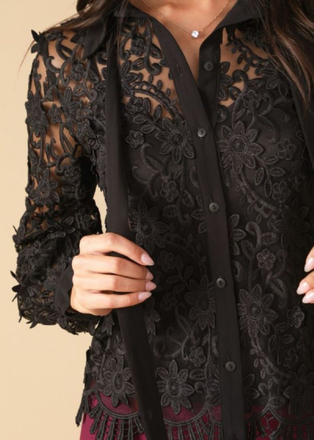 BLACK FLORAL LACE BUTTON UP TOP