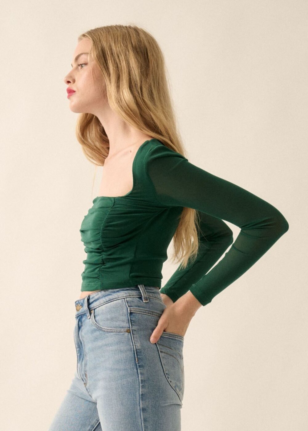 HUNTER GREEN RUCHED CROP TOP