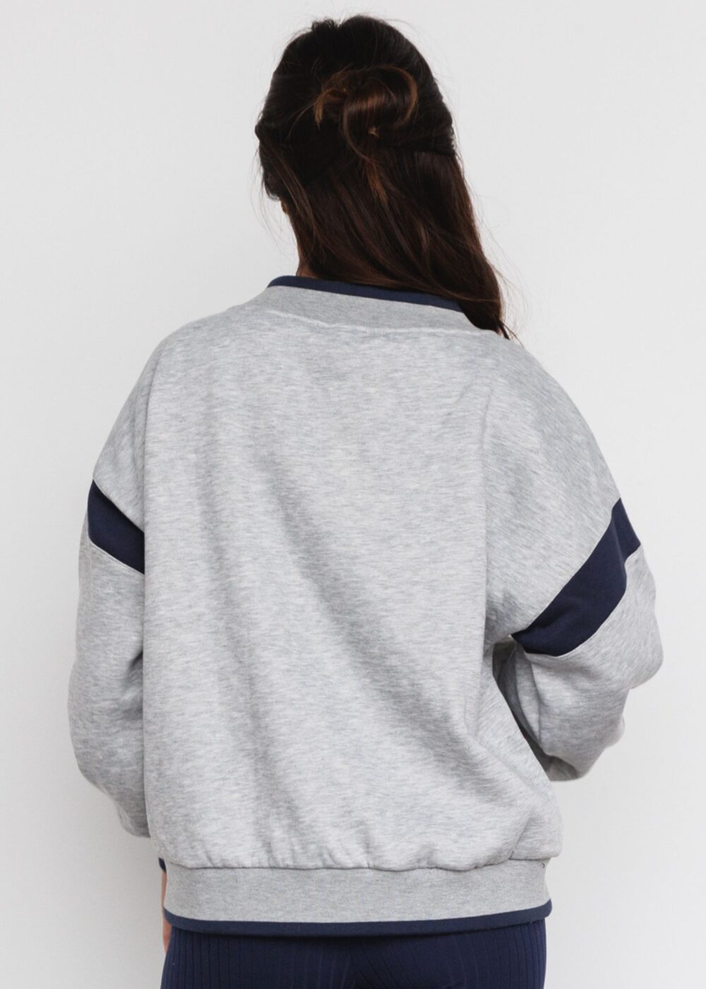 GREY SWEATSHIRT WITH NAVY BLUE CONTRAST DETAILS