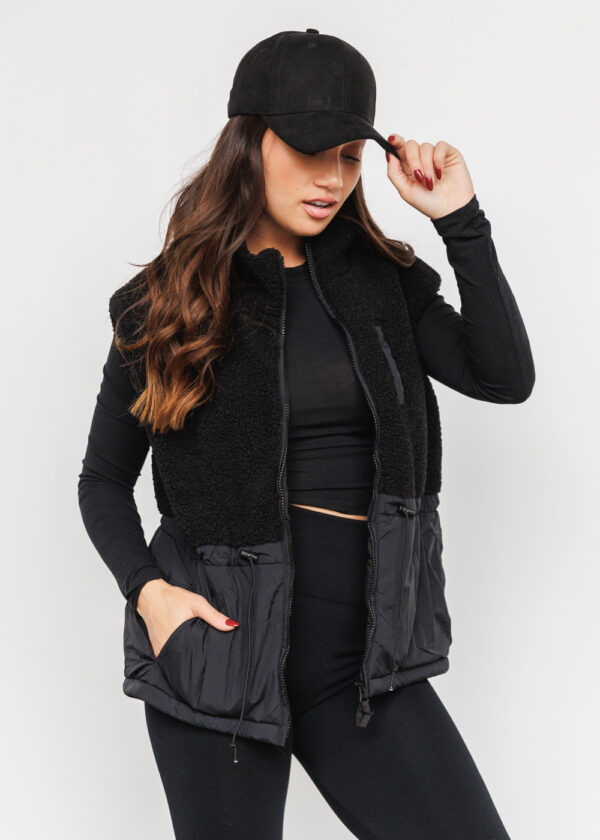 BLACK SHERPA PUFFER VEST