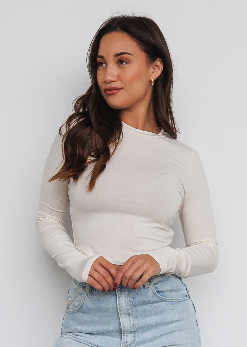 IVORY LONG SLEEVE CROP TOP