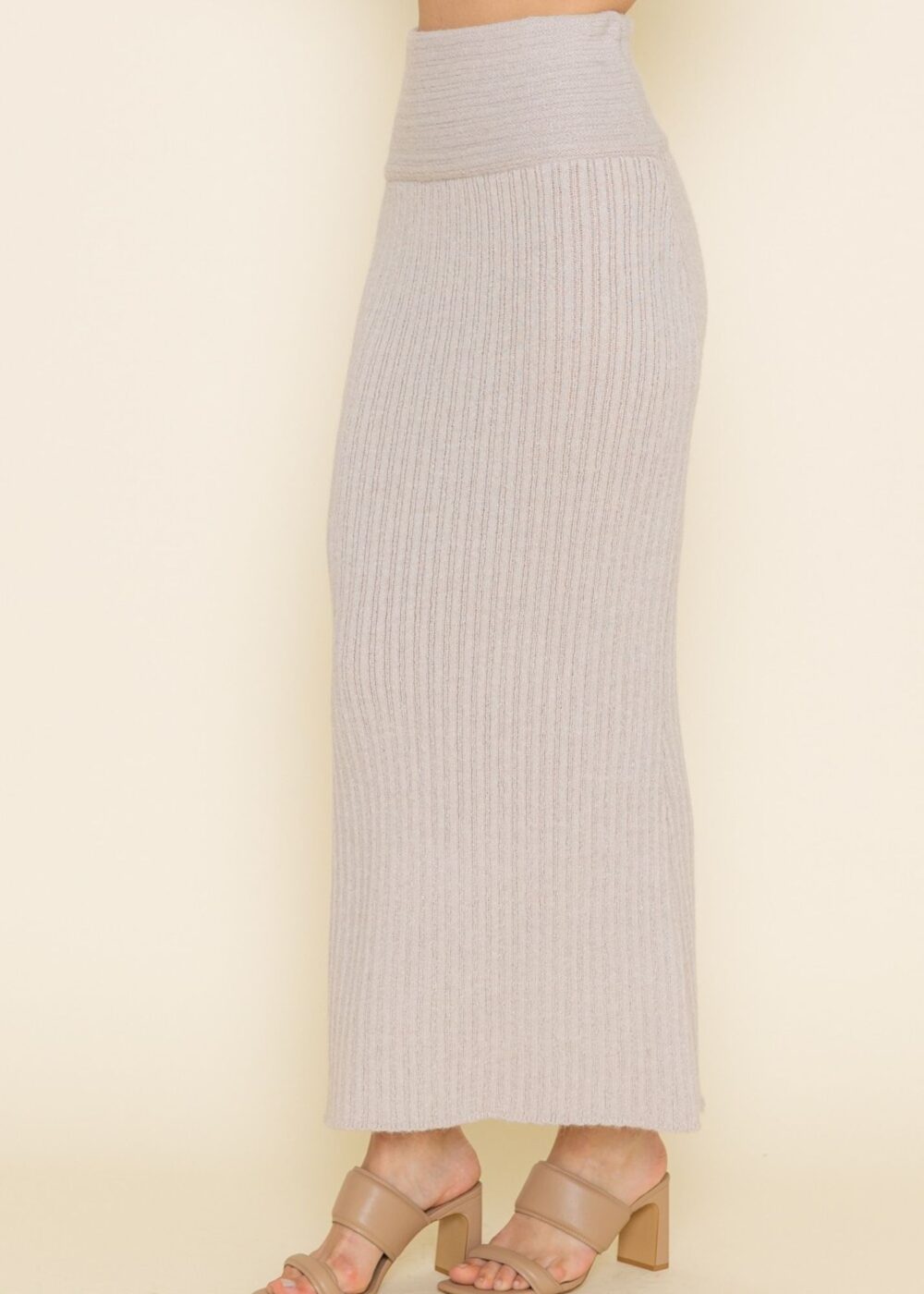 ECRU RIBBED KNIT MAXI SKIRT