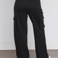 BLACK CARGO SWEATPANTS