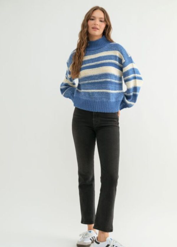 BLUE AND WHITE STRIPE MOCK NECK SWEATER