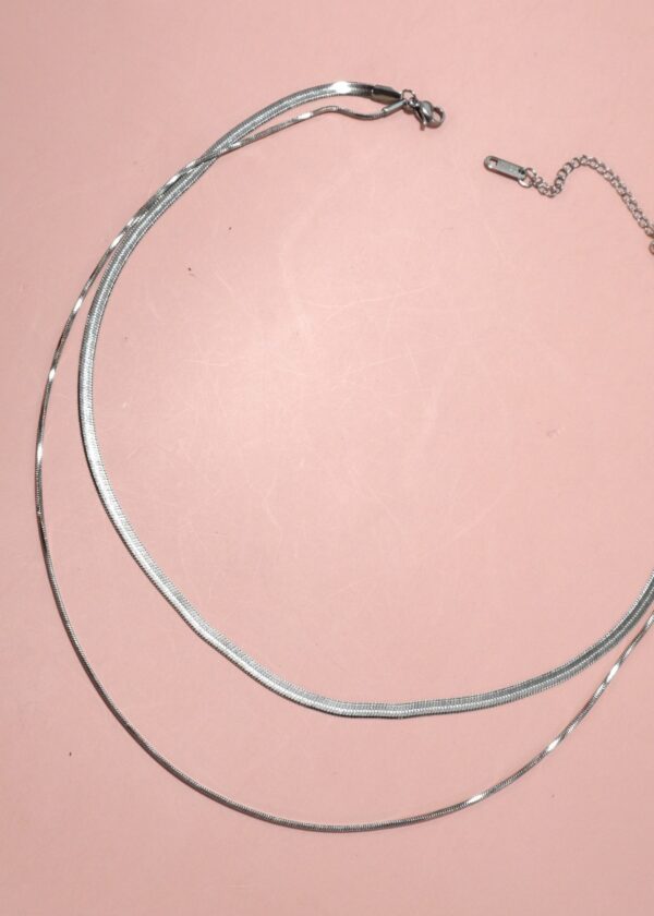 SILVER DOUBLE LAYERED CHAIN NECKLACE