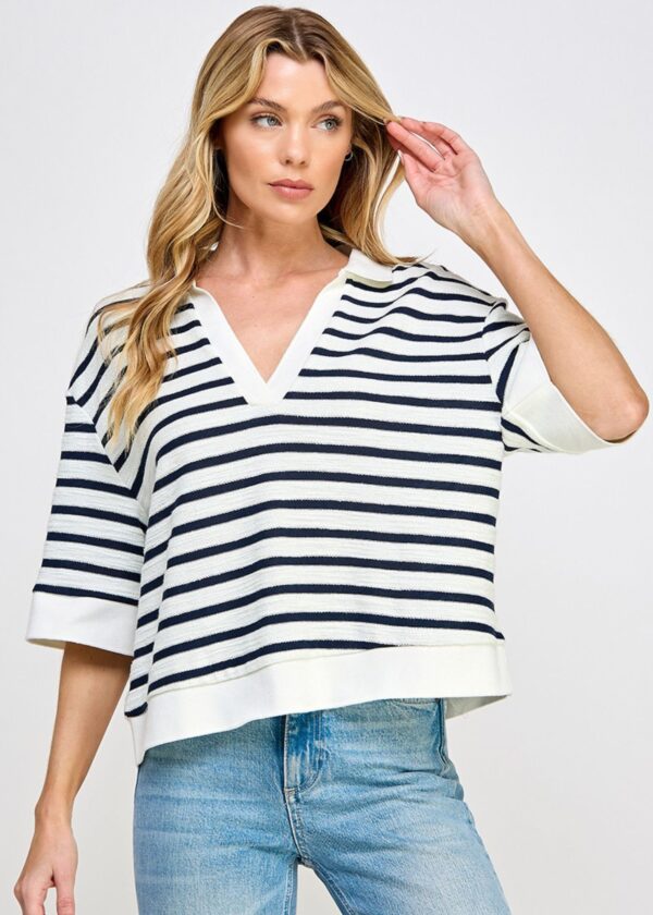 WHITE AND BLACK STRIPE COLLARED V-NECK TOP