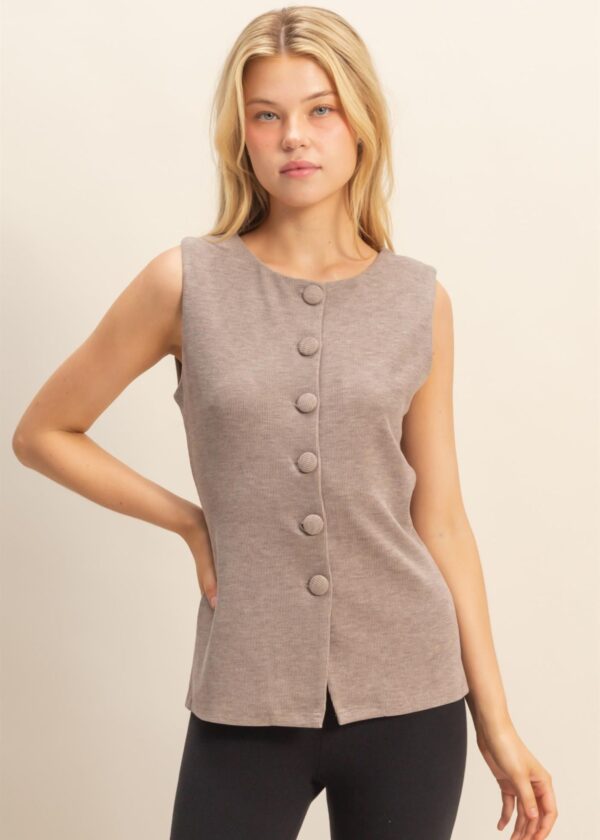 BROWN KNIT VEST