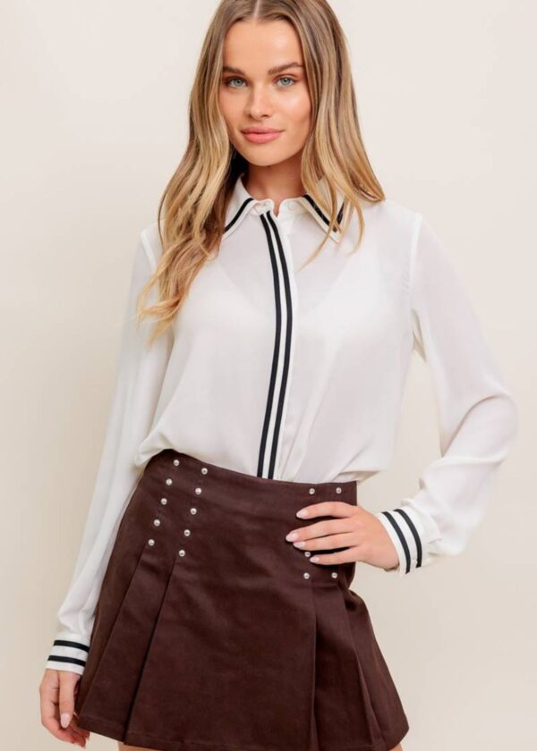 IVORY BUTTON UP TOP WITH BLACK CONTRAST STRIPE DESIGN
