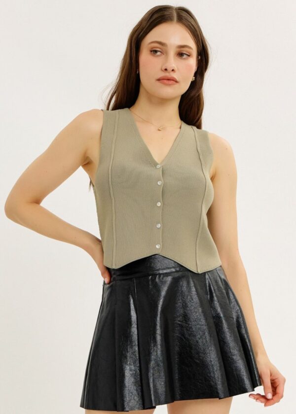 LIGHT OLIVE GREEN KNIT VEST WITH JACQUARD BACK ACCENT