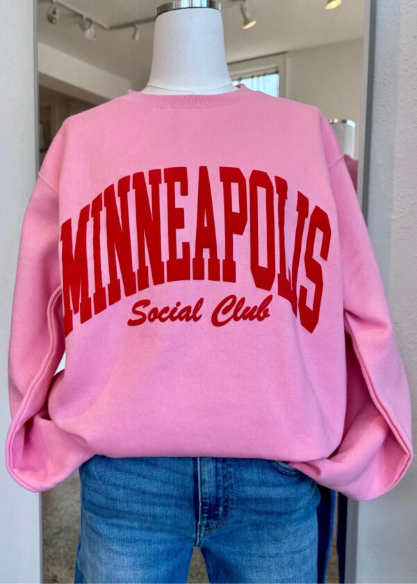 PINK CREW NECK SWEATSHIRT WITH RED MINNEAPOLIS SOCIAL CLUB PRINT