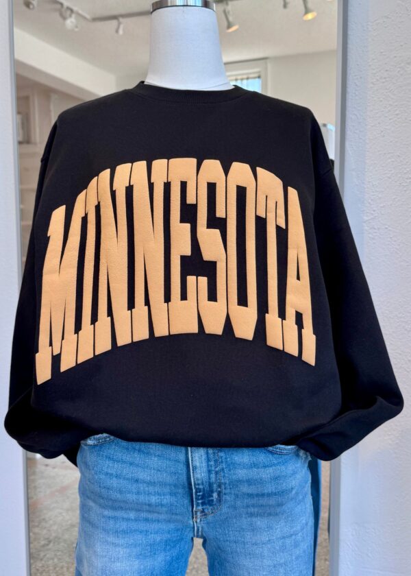 BLACK CREW NECK SWEATSHIRT WITH TAN MINNESOTA PRINT