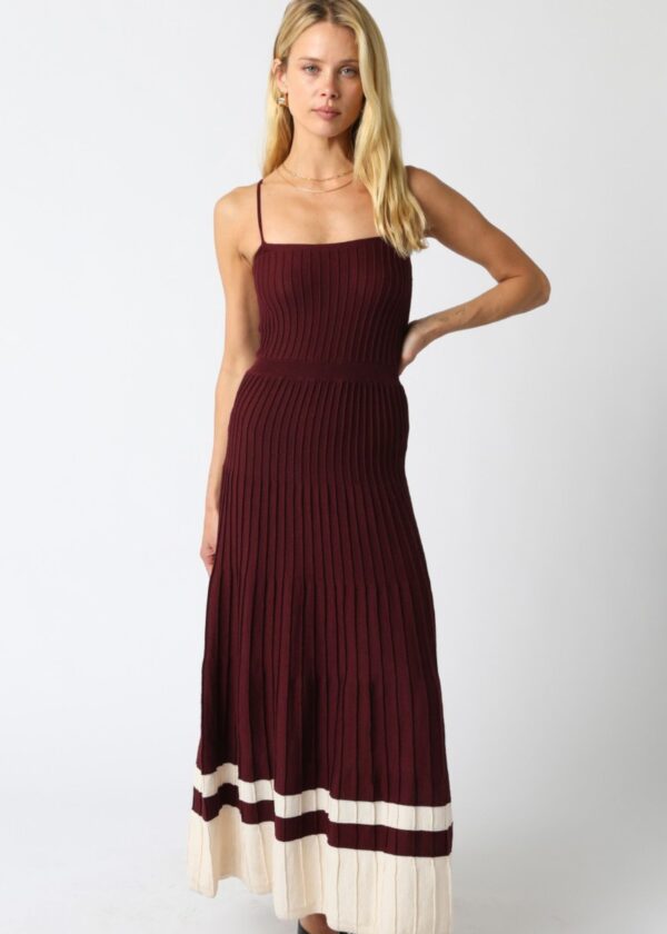 WINE RED AND ECRU COLOR BLOCK KNIT MAXI DRESS