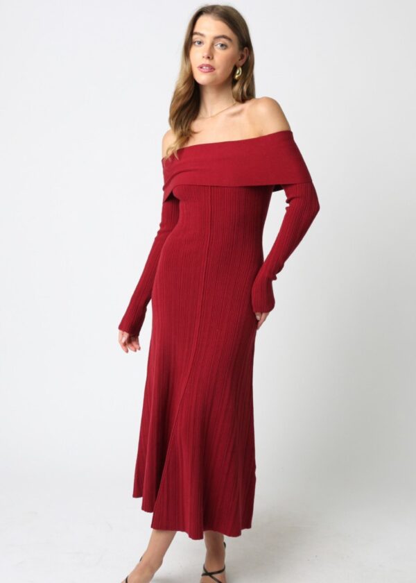 BURGUNDY KNIT OFF THE SHOULDER DRESS