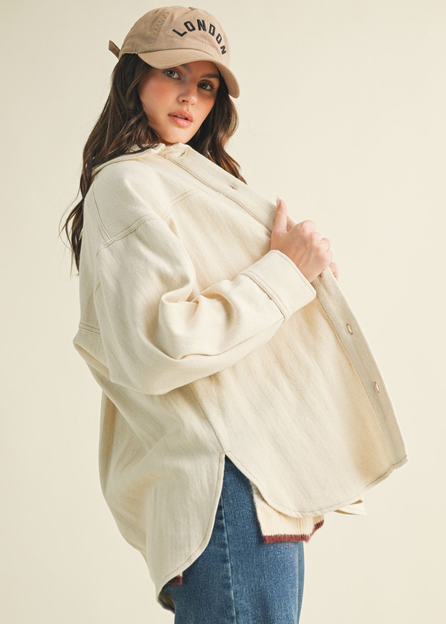 CASSIDY OVERSIZED BUTTON UP TOP