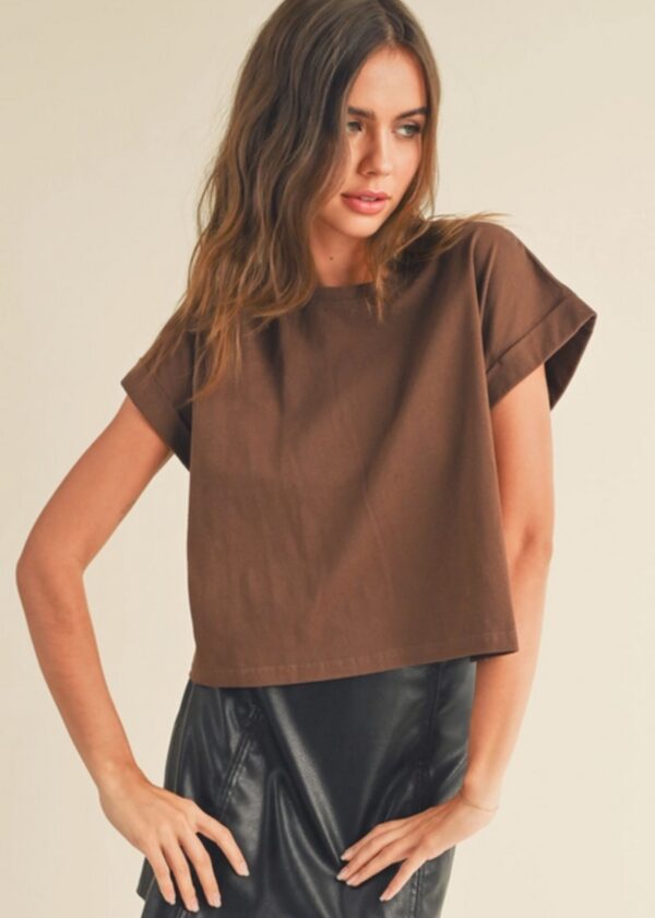 BROWN CUFFED SHORT SLEEVE TEE