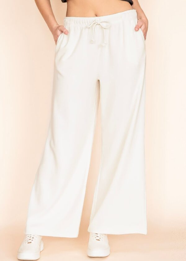 CREAM WIDE LEG SWEATPANTS